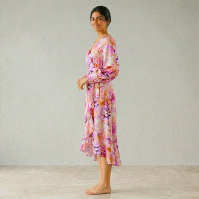 فستان نسائي صيفي